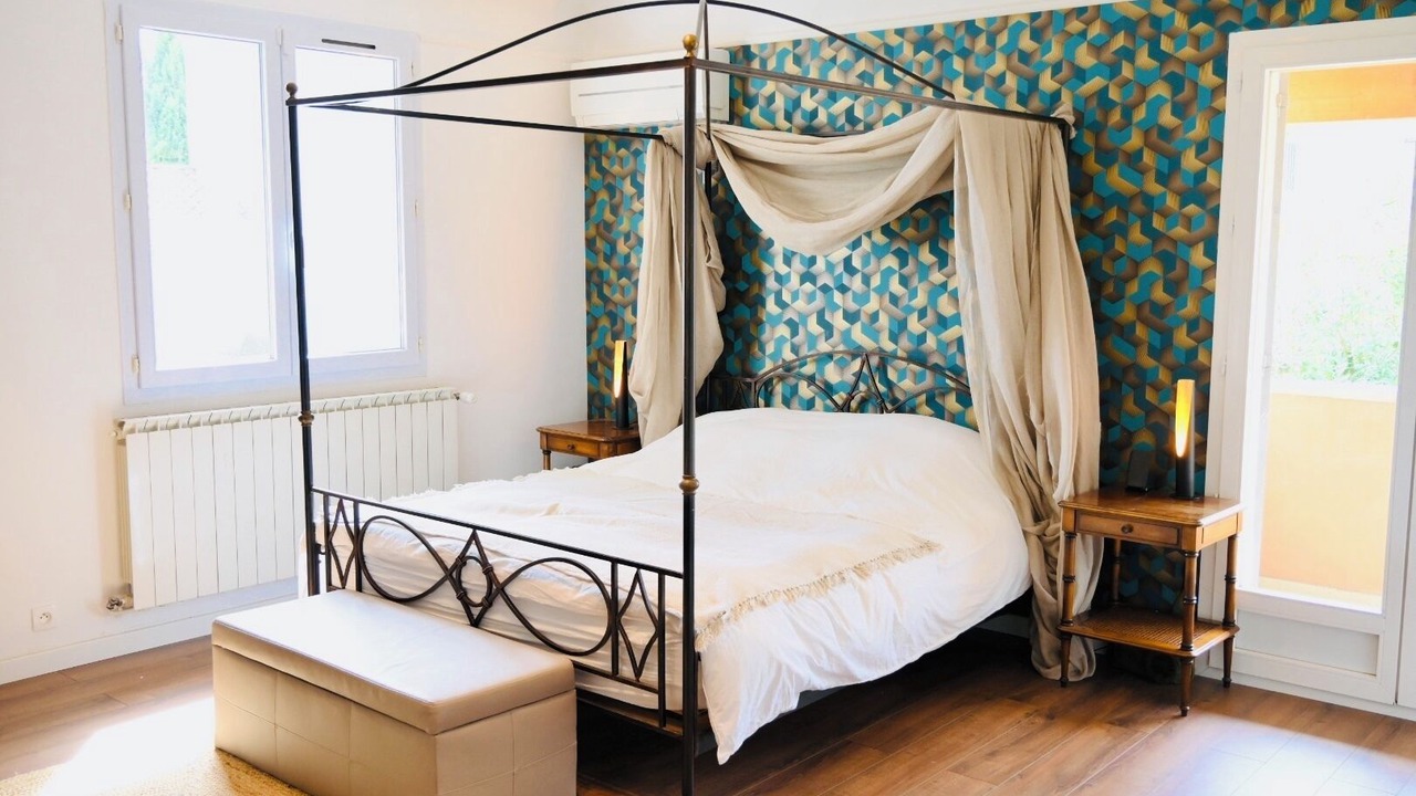Photo of Bedroom in Saint-Saturnin-les-Avignon