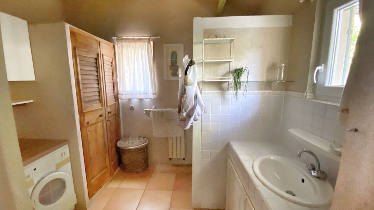 Photo of Bathroom in Le Beaucet
