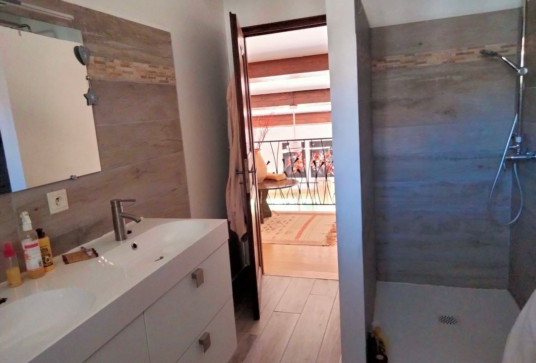 Photo of Bathroom in Collobrieres