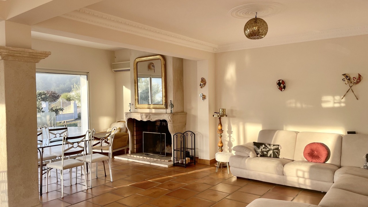 Photo of Livingroom in Saint-Zacharie