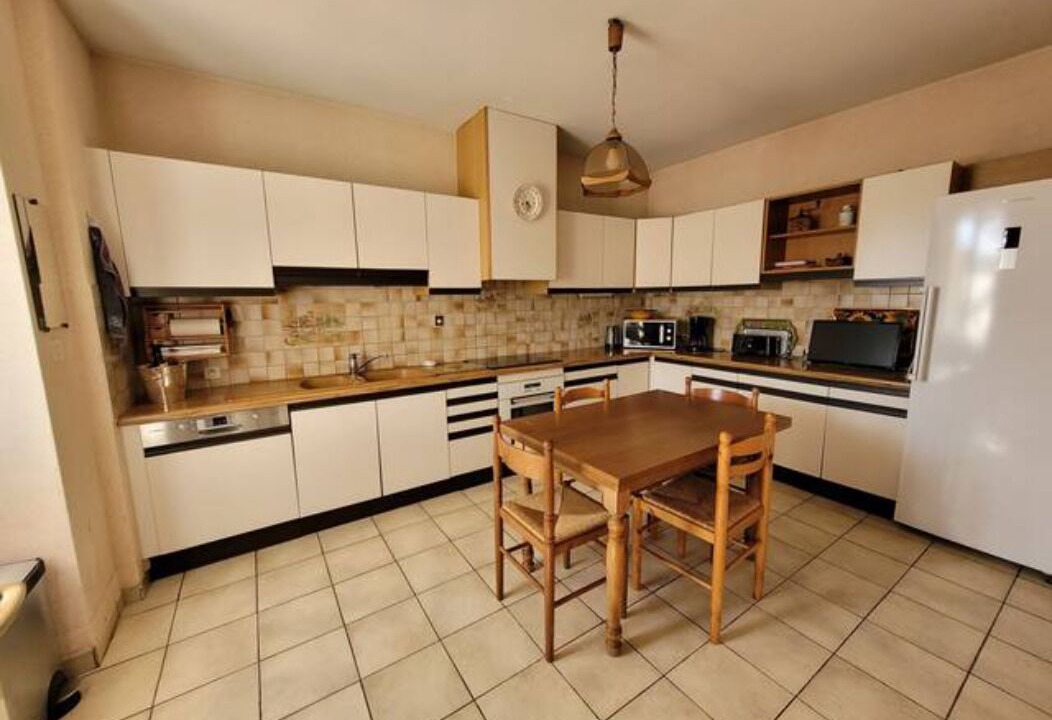 Photo of Kitchen in Velleron