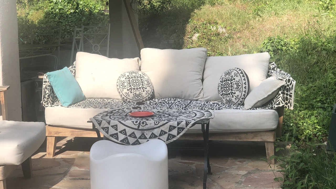 Photo of Patio Balcony in Evenos