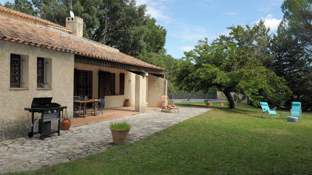 Photo of Outdoor in Jouques
