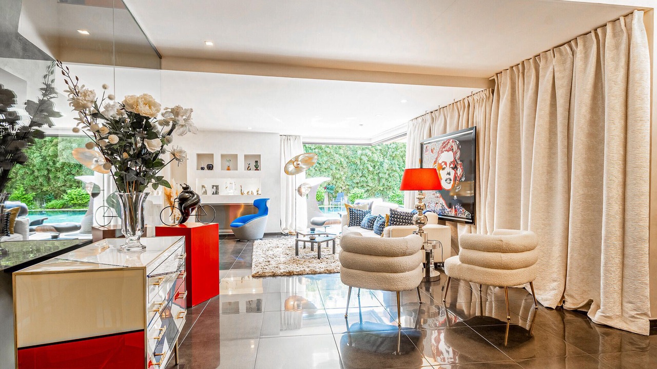 Photo of Bedroom in Les Baumettes