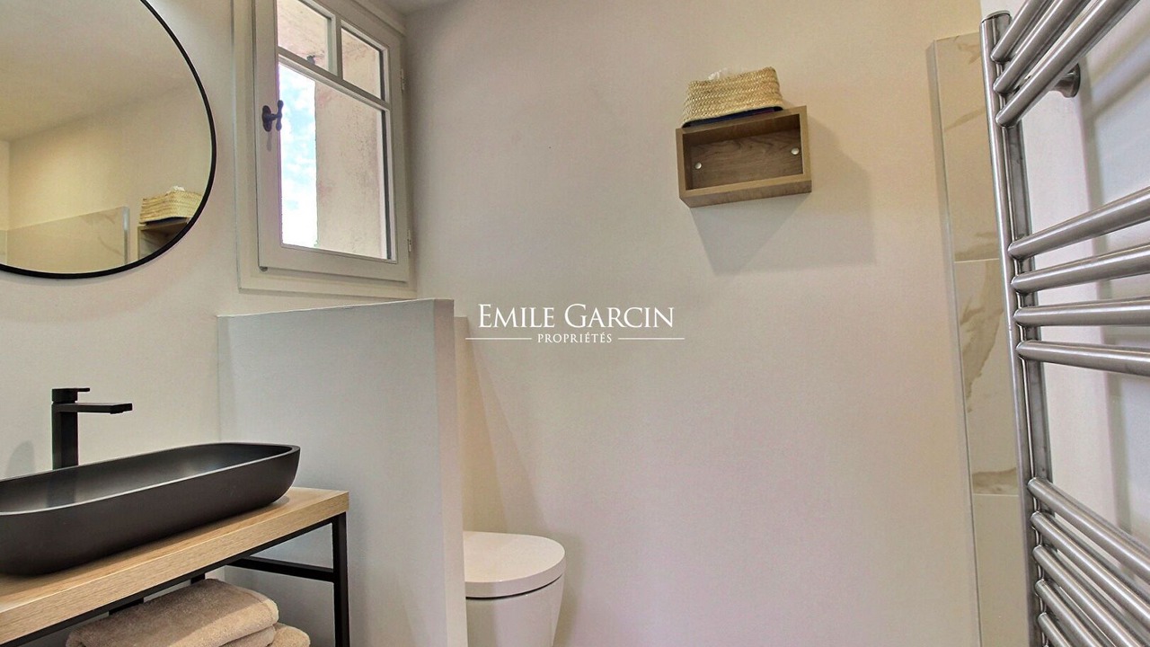 Photo of Bathroom in Meounes-les-Montrieux