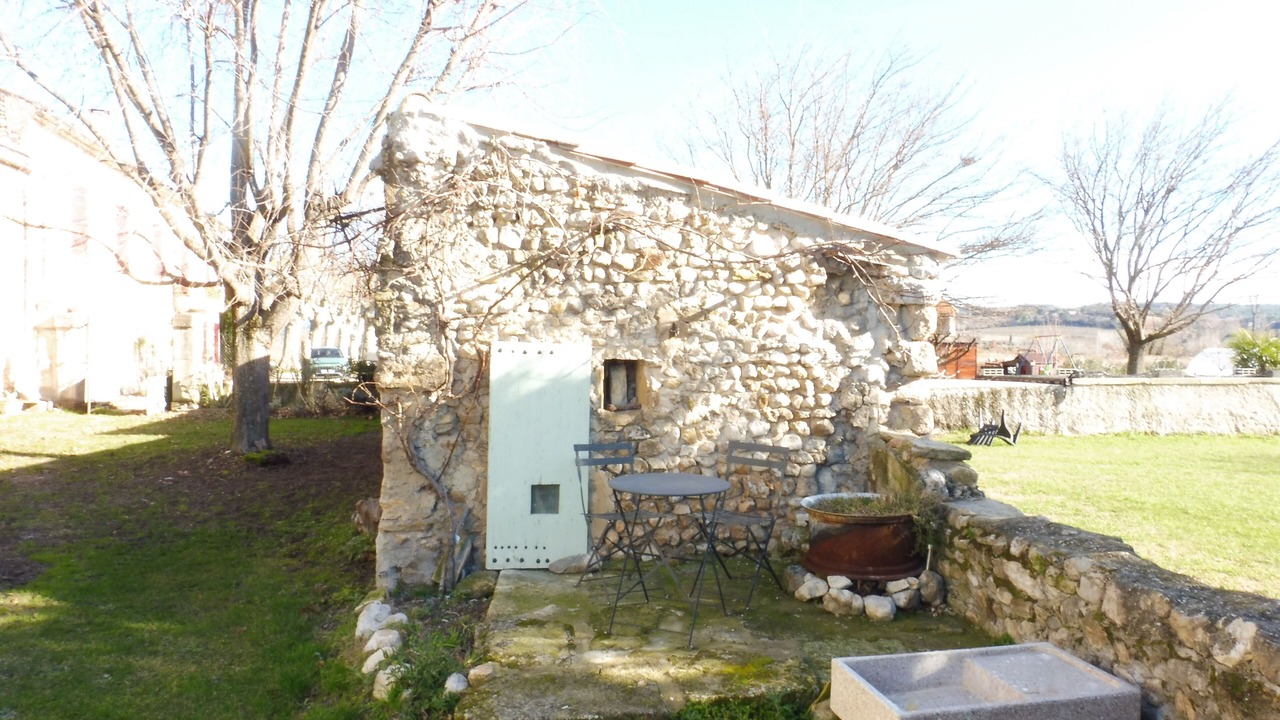 Photo of Outdoor in Grillon