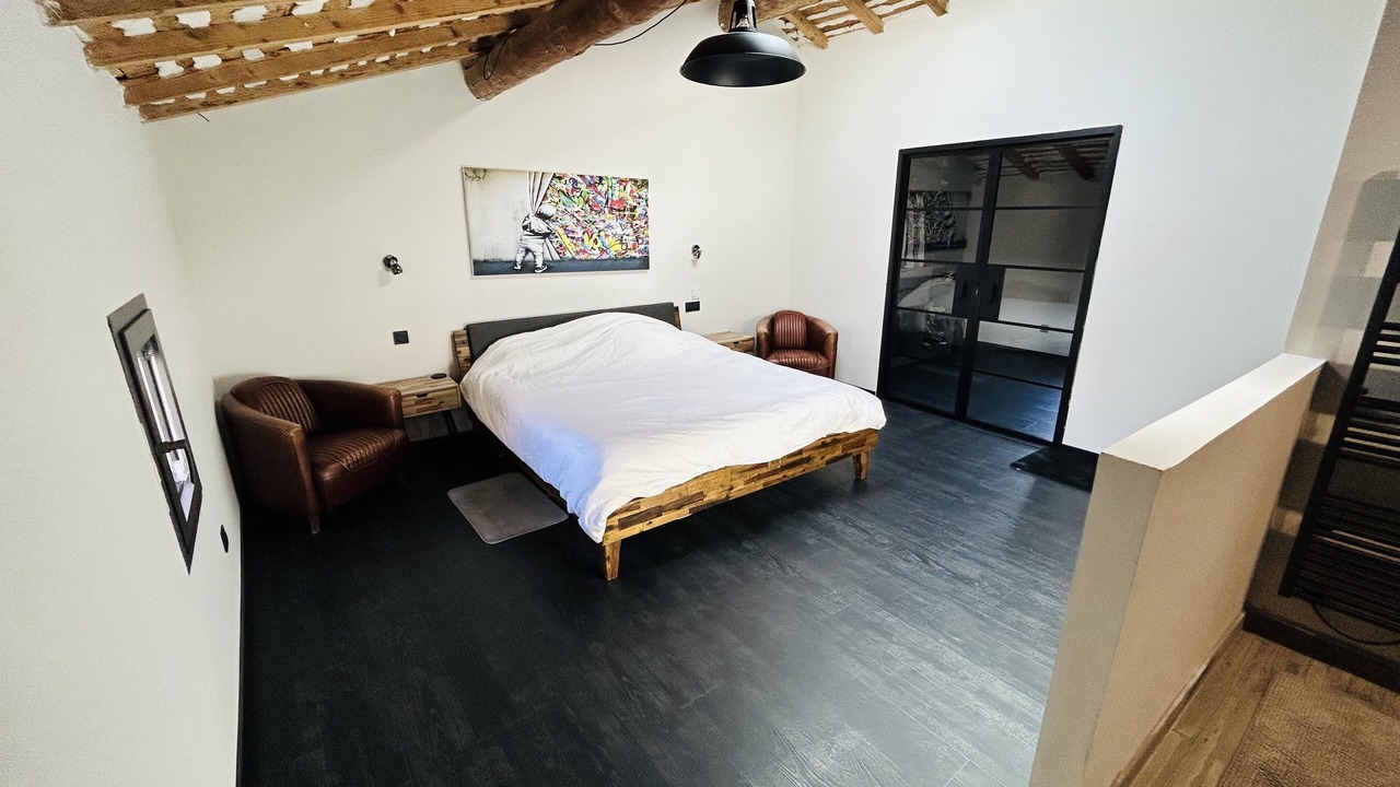 Photo of Bedroom in Velleron