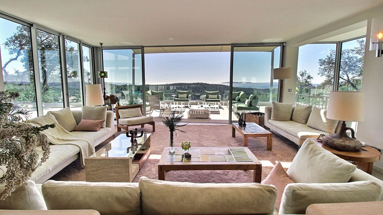 Photo of Livingroom in Bormes-Les-Mimosas