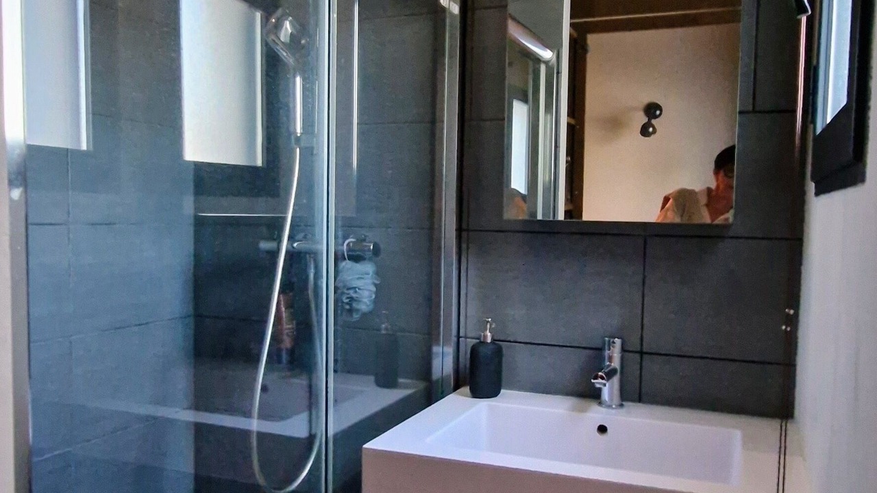 Photo of Bathroom in Morieres-les-Avignon
