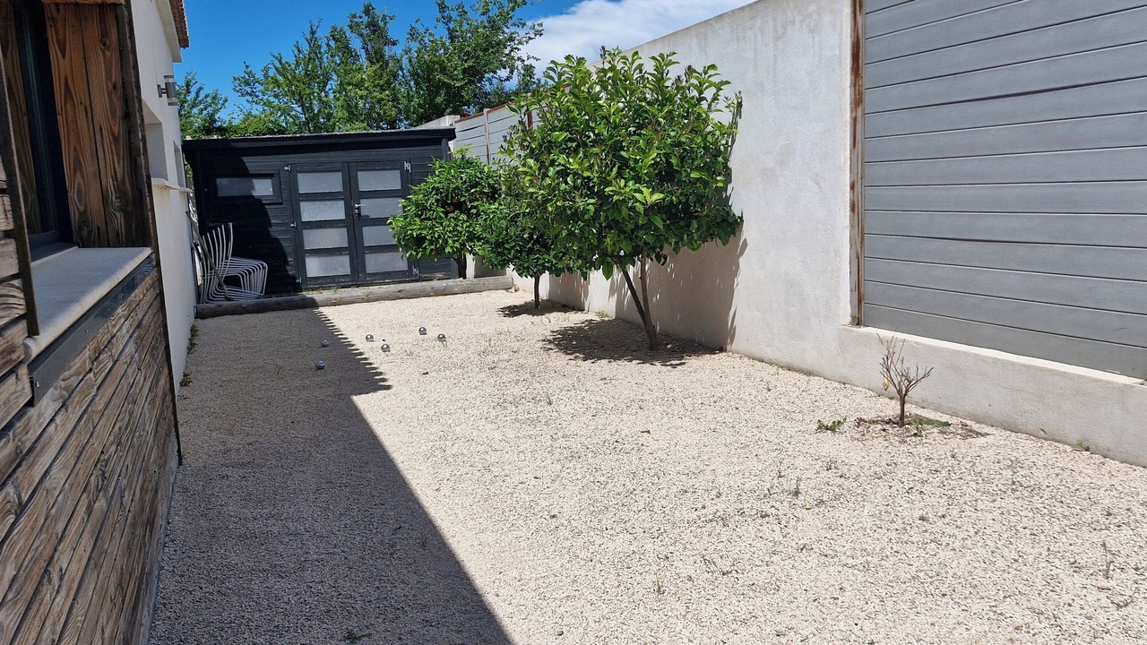 Photo of Outdoor in Morieres-les-Avignon