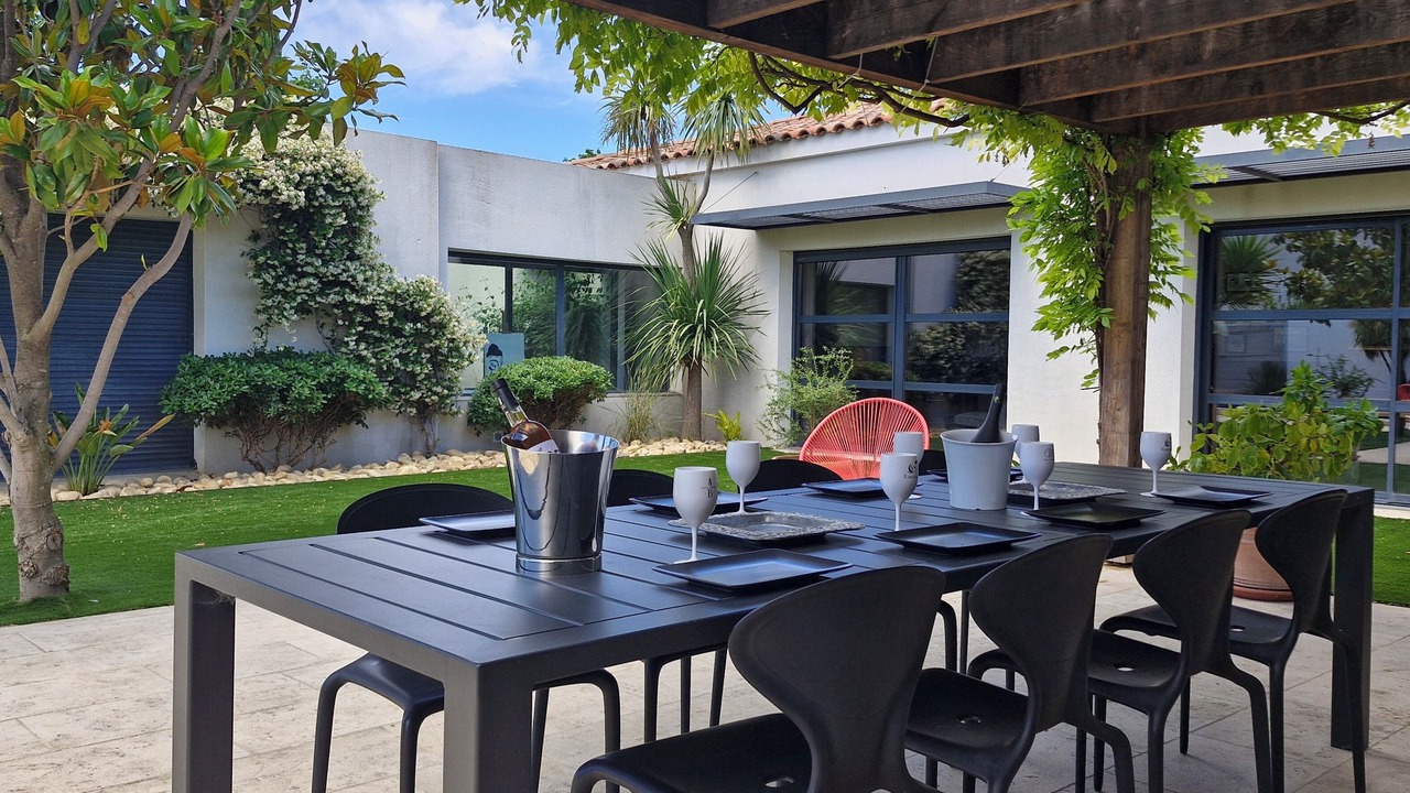 Photo of Outdoor in Morieres-les-Avignon