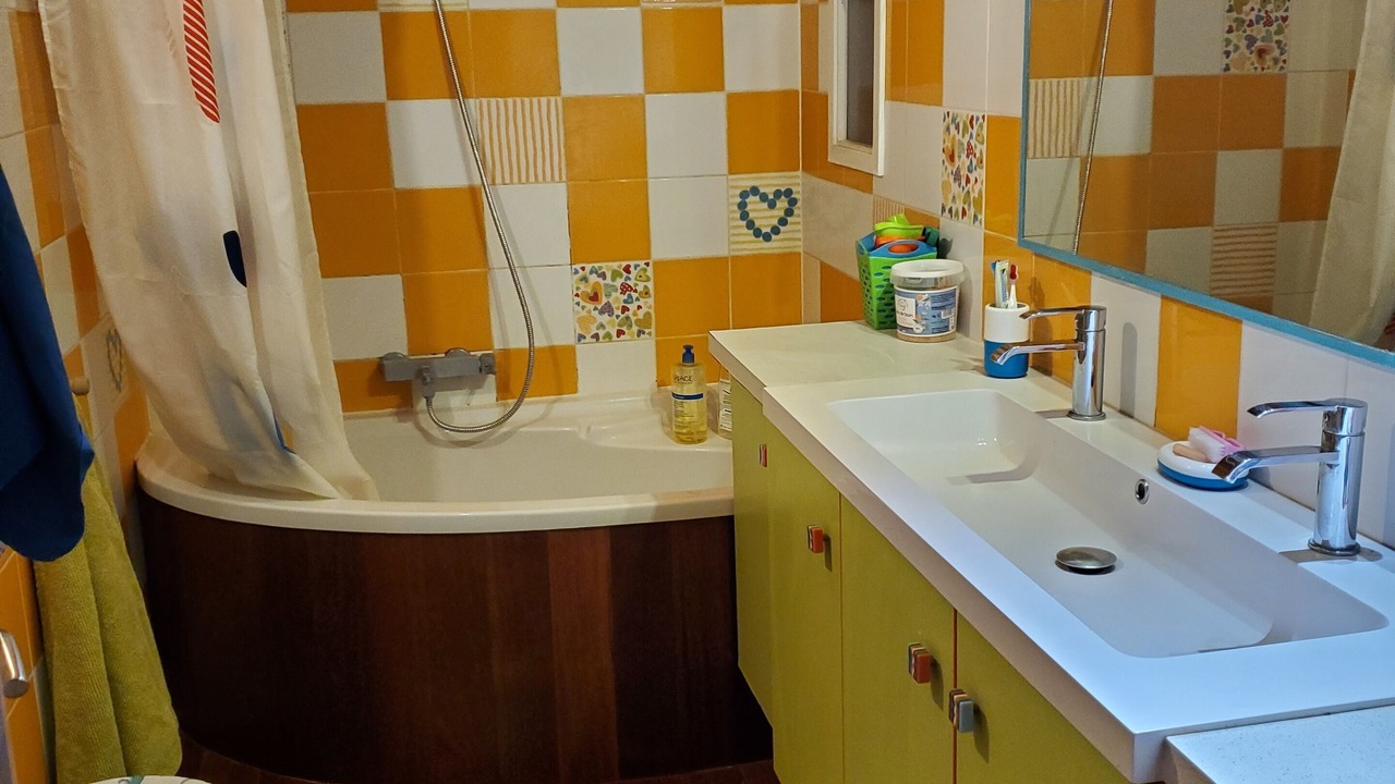 Photo of Bathroom in Gemenos