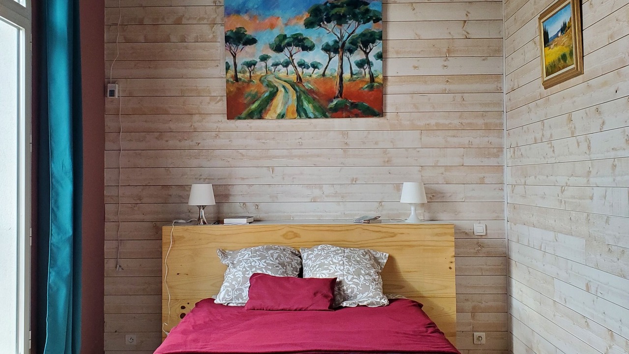 Photo of Bedroom in Gemenos