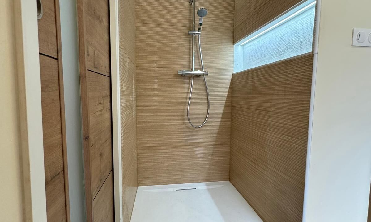 Photo of Bathroom in La Seyne-sur-Mer