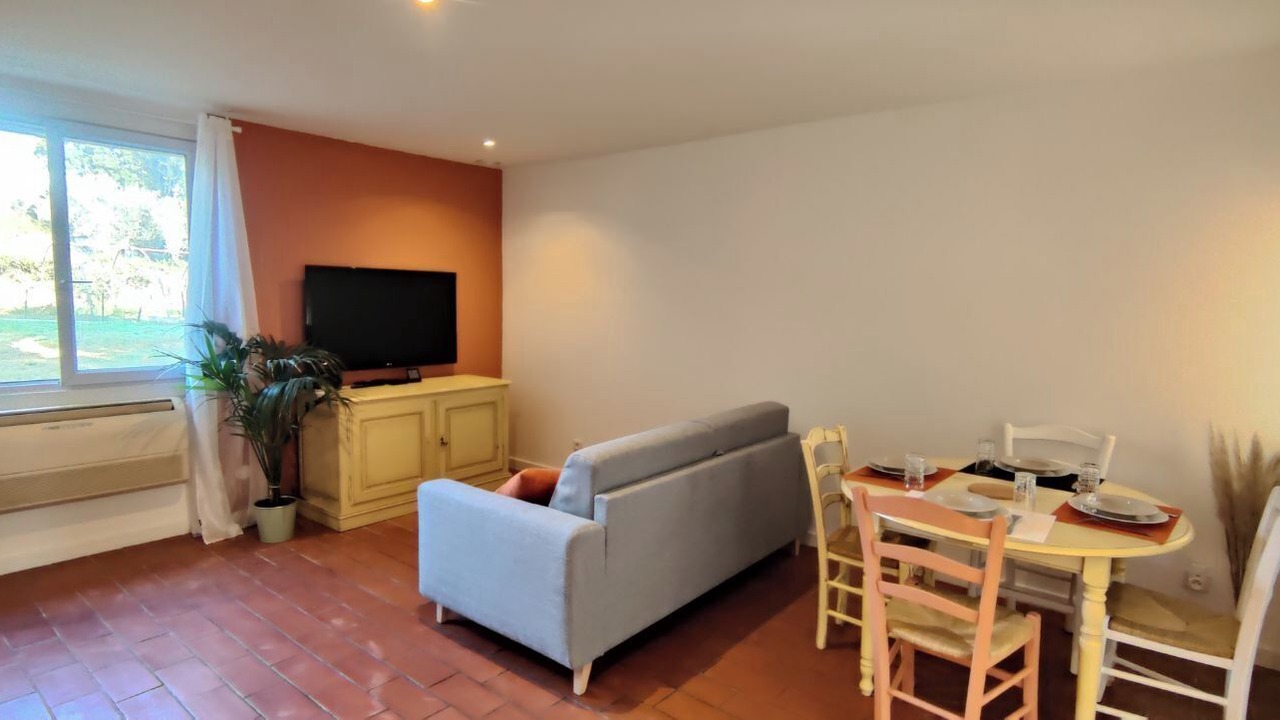 Photo of Livingroom in Istres