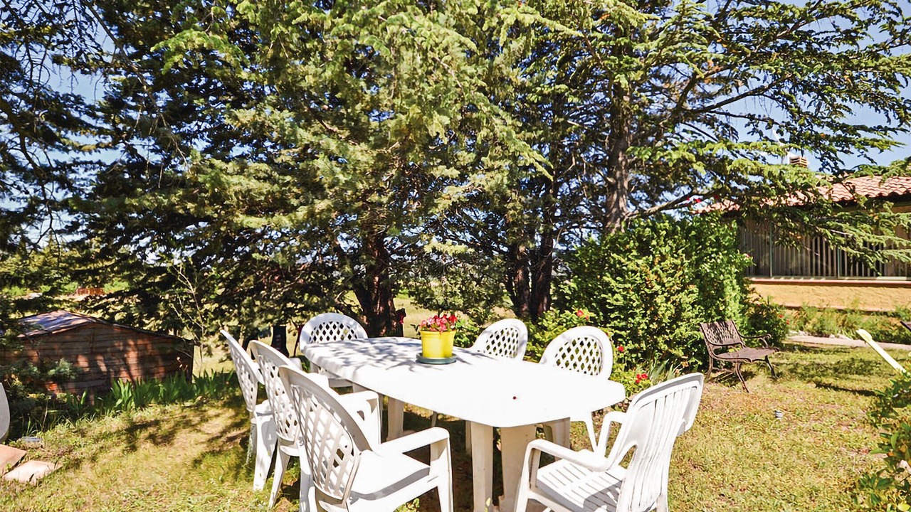 Photo of Others in La Bastide-des-Jourdans
