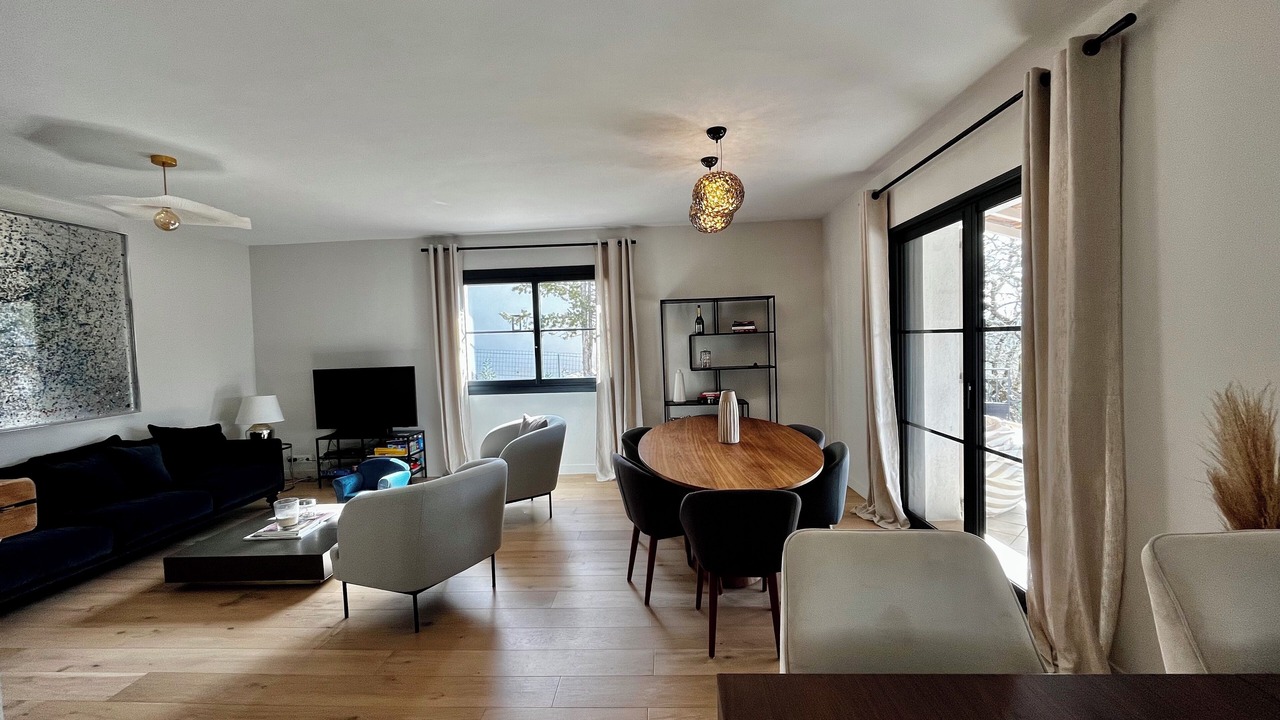 Photo of Livingroom in Saint-Maximin-la-Sainte-Baume