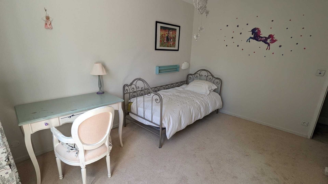 Photo of Bedroom in Cabries
