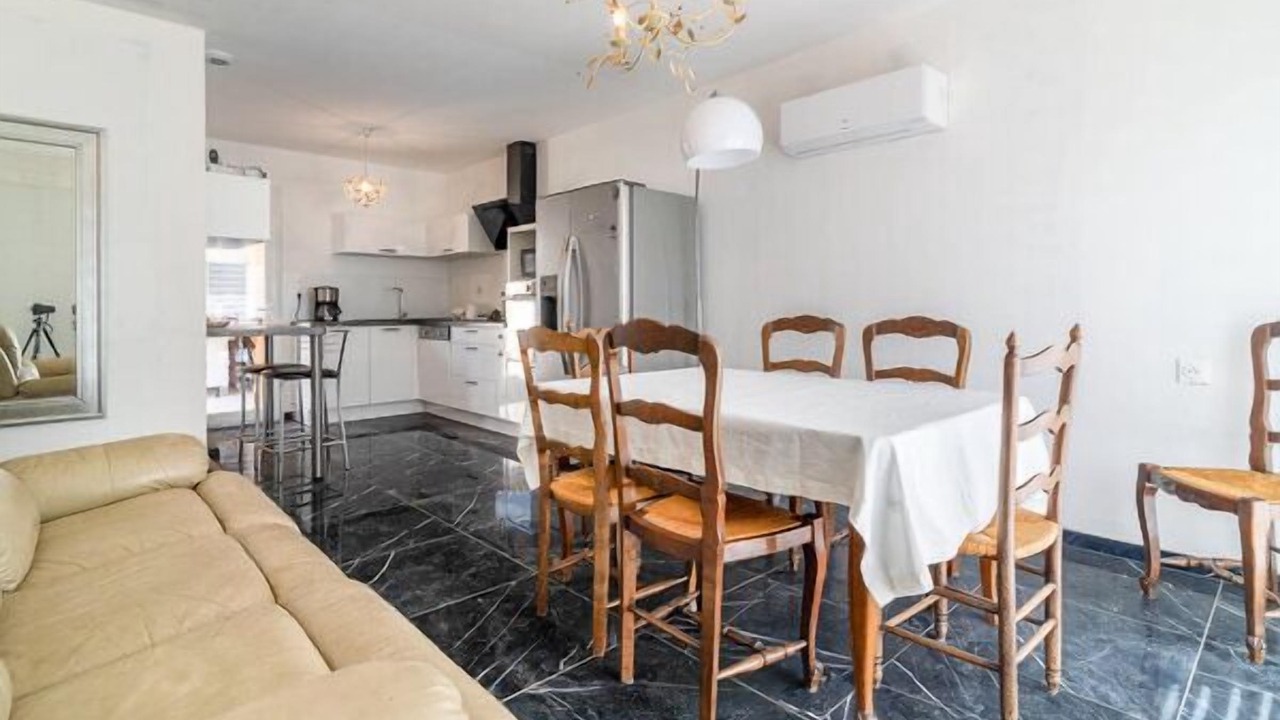 Photo of Livingroom in Chateaurenard