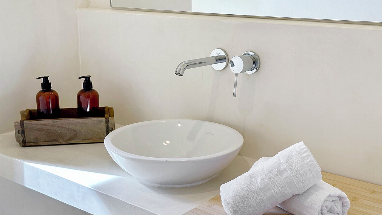 Photo of Bathroom in Lourmarin