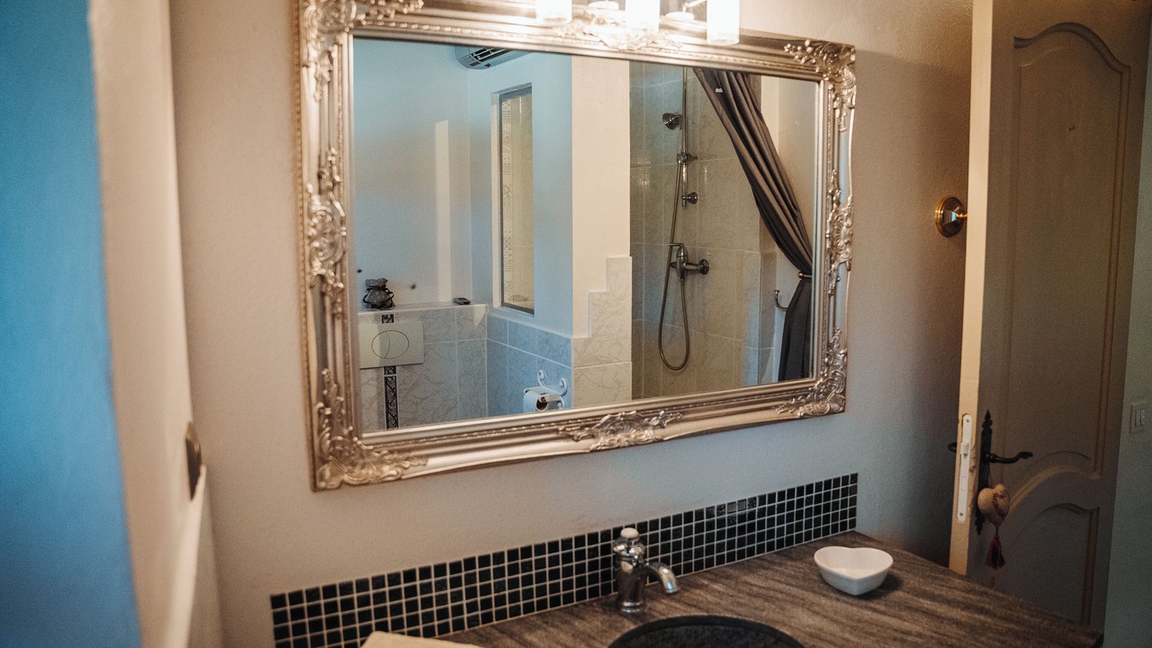 Photo of Bathroom in Noves