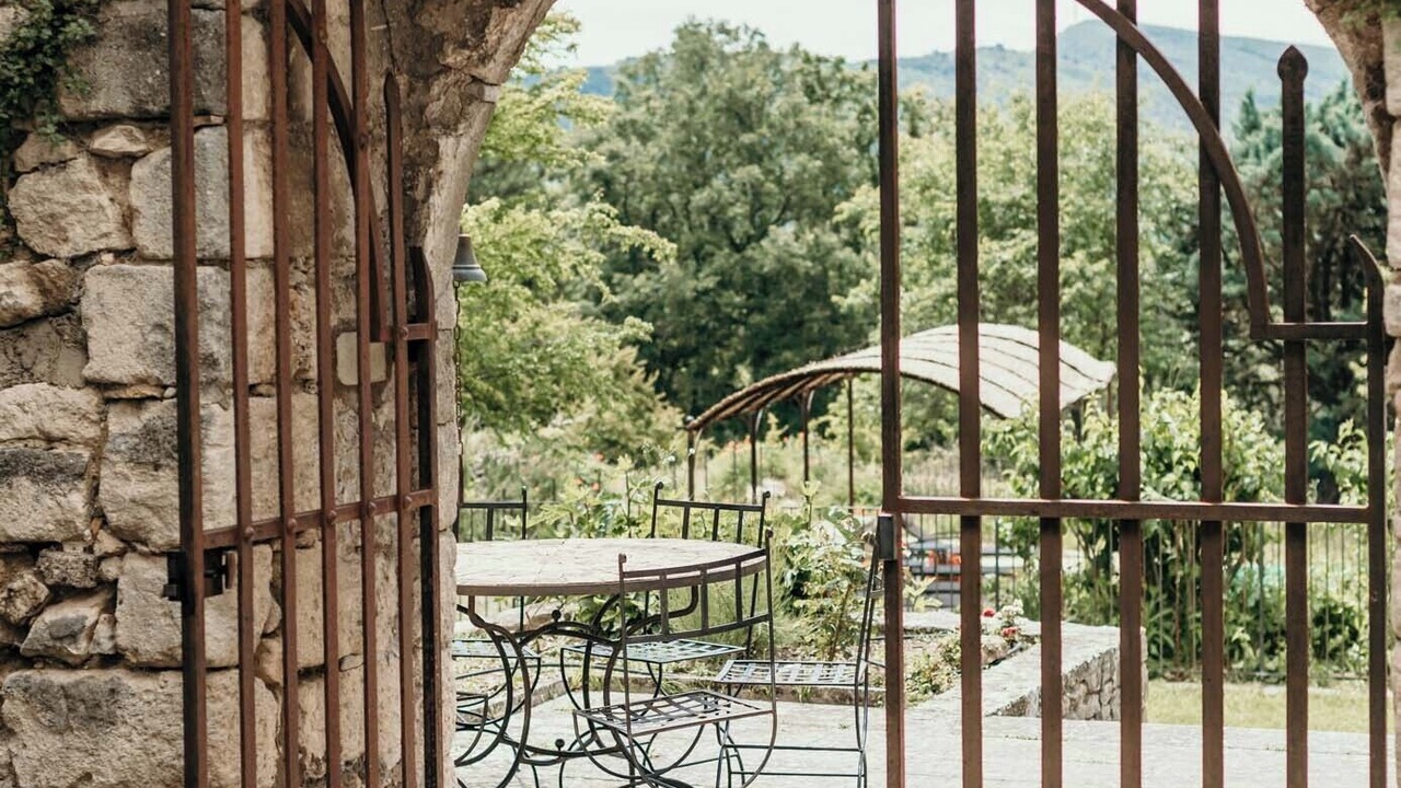 Photo of Outdoor in Saint-Michel-l'Observatoire