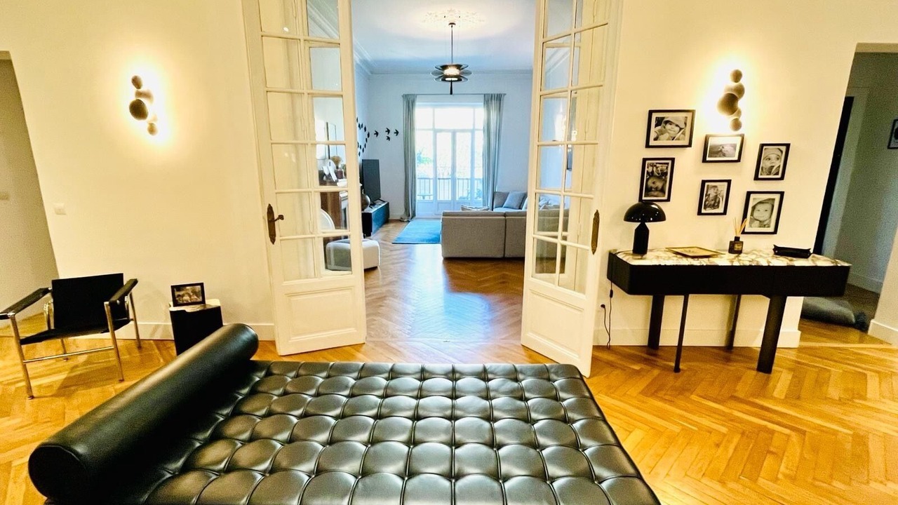 Photo of Livingroom in Prado-Perier