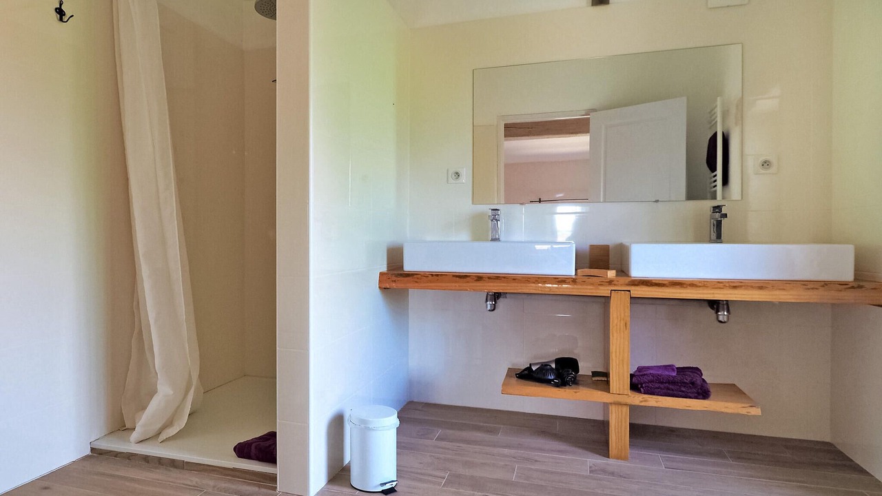Photo of Bathroom in Maussane
