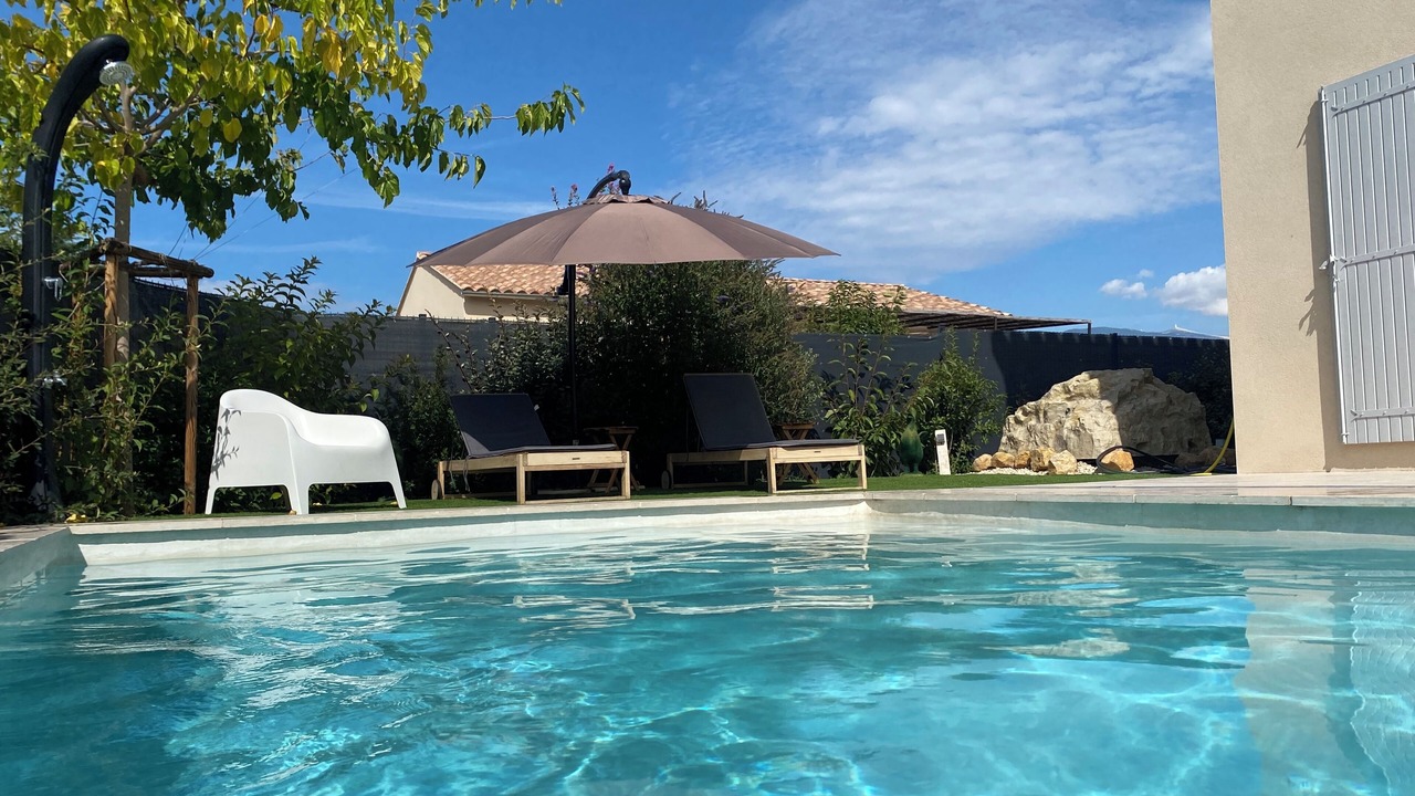 Photo of Outdoor in Caromb