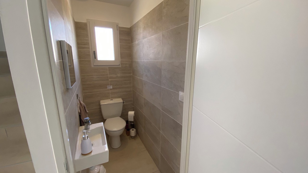 Photo of Bathroom in Caromb