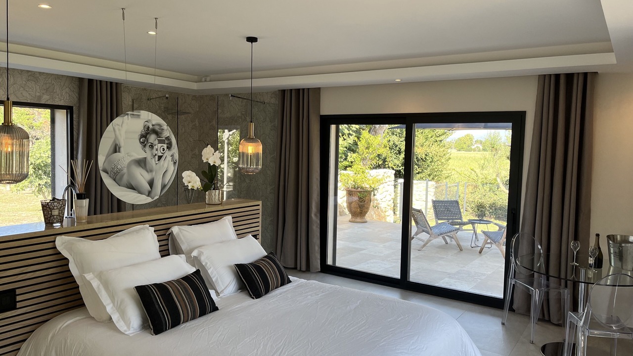 Photo of Bedroom in Caderousse