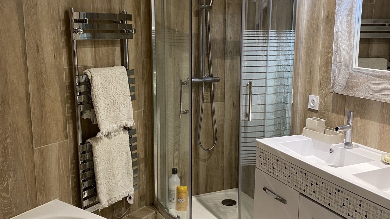 Photo of Bathroom in Le Cabot