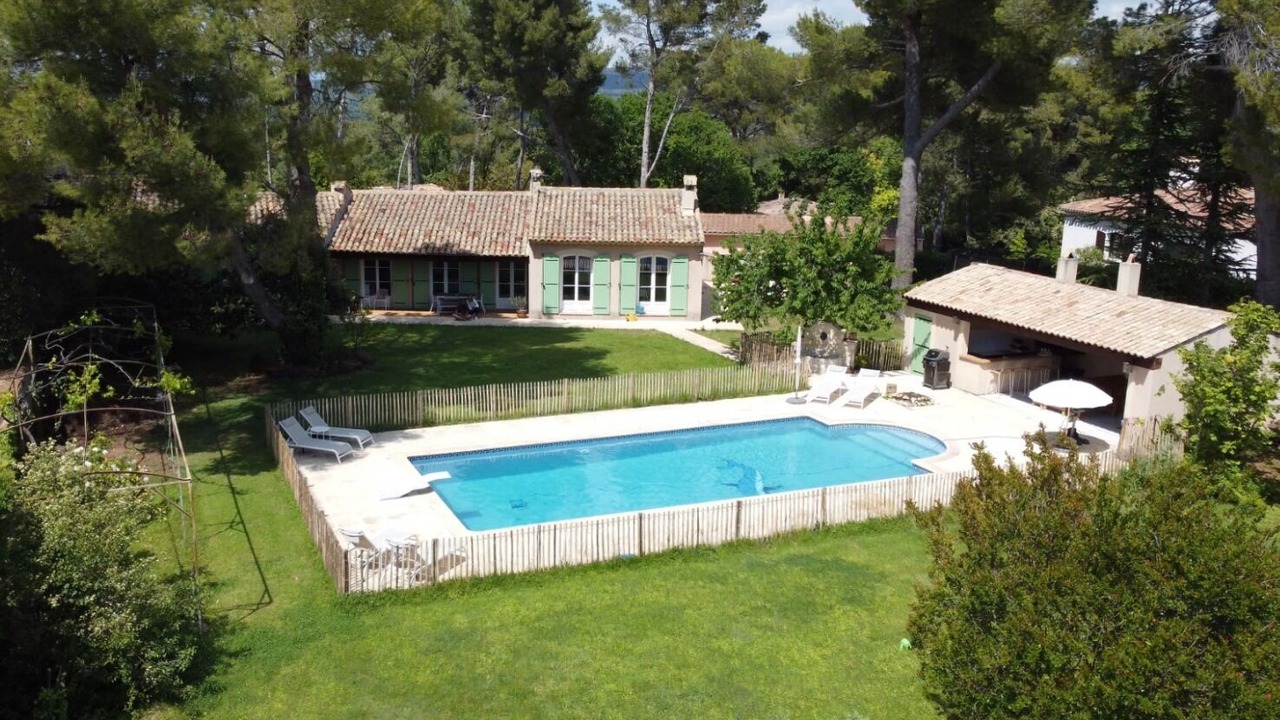 Photo of Outdoor in Eguilles