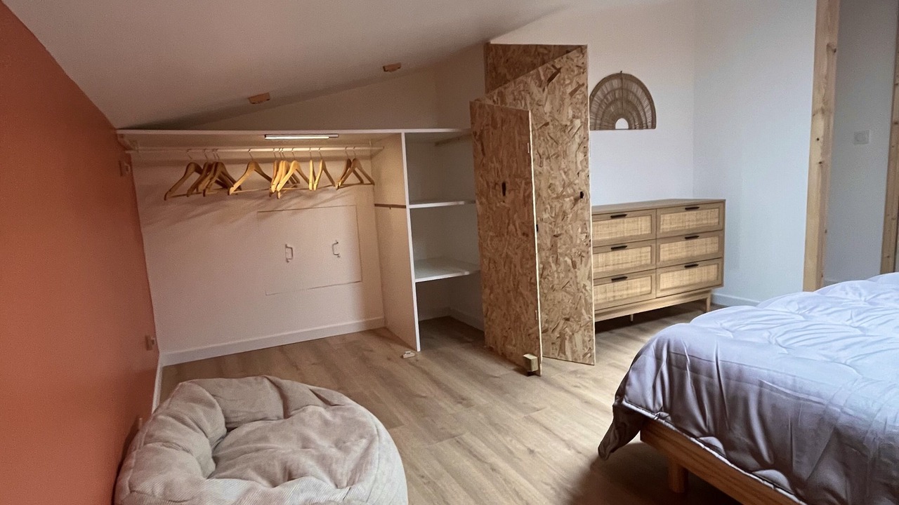 Photo of Bedroom in Pierrevert
