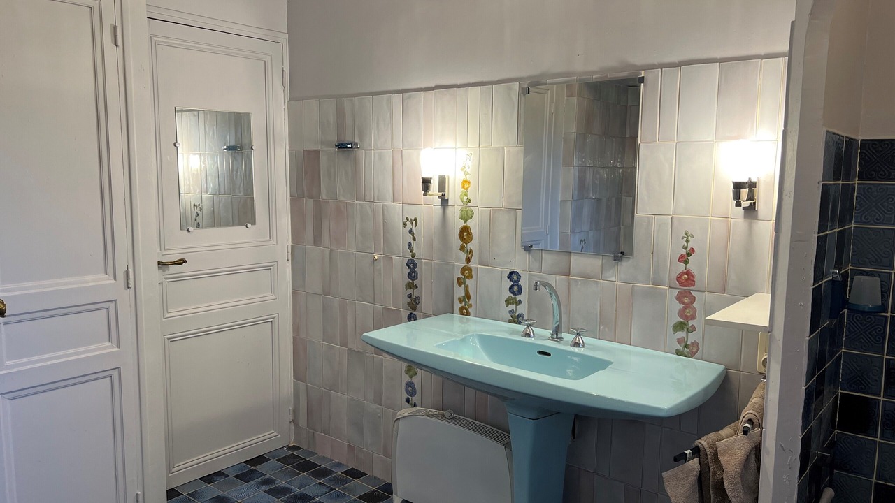 Photo of Bathroom in Cabries