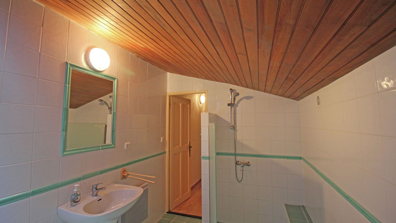 Photo of Bathroom in Carces
