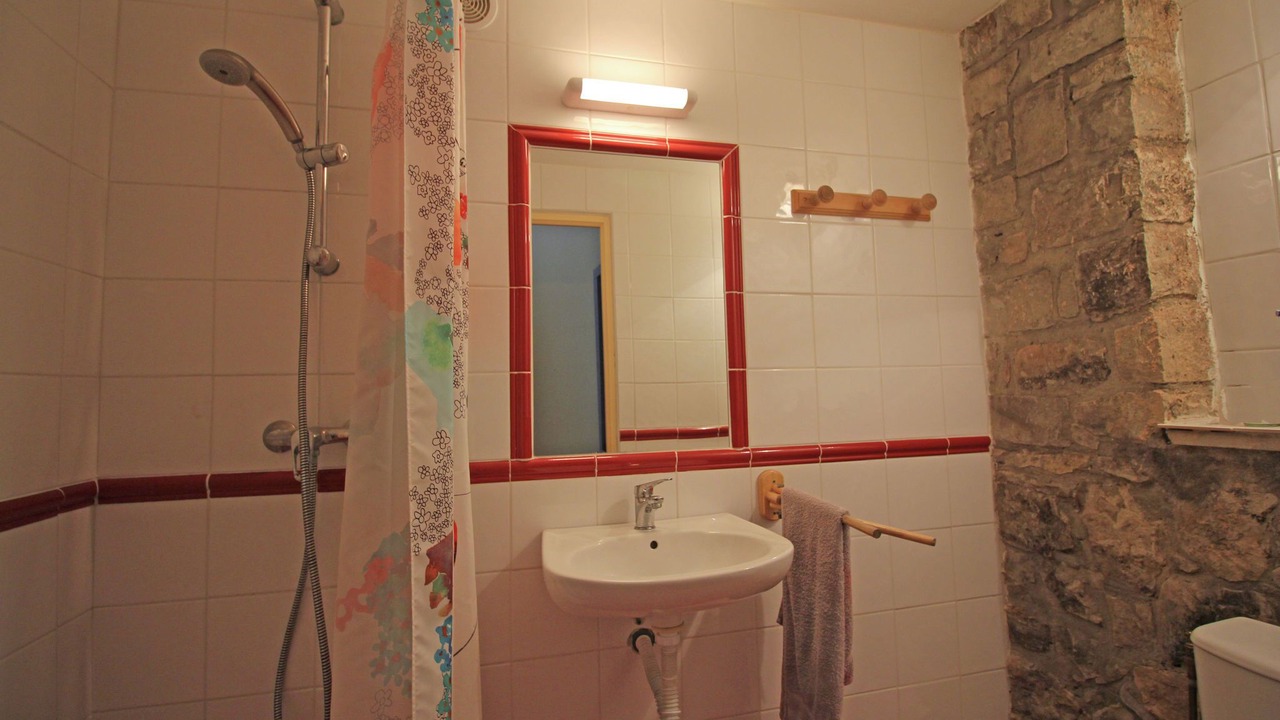 Photo of Bathroom in Carces
