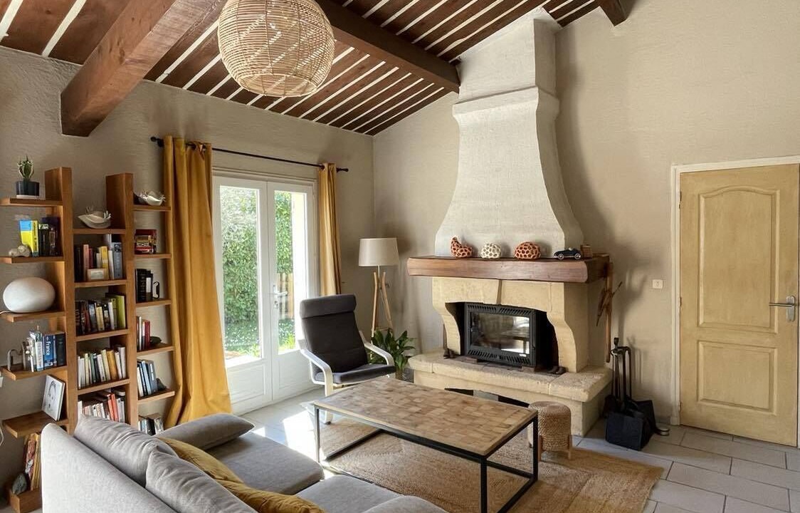 Photo of Livingroom in Venelles