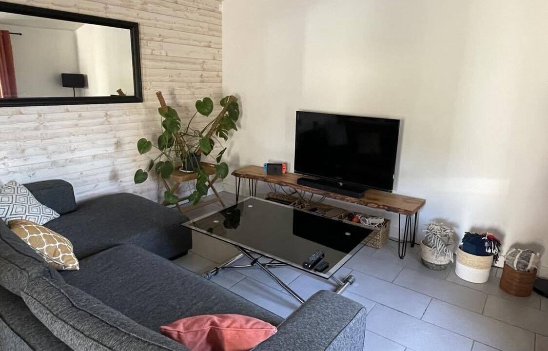 Photo of Livingroom in Venelles