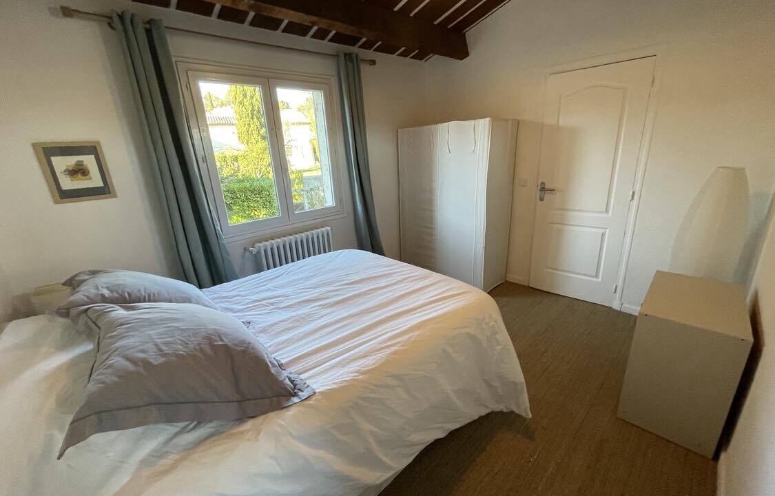 Photo of Bedroom in Venelles