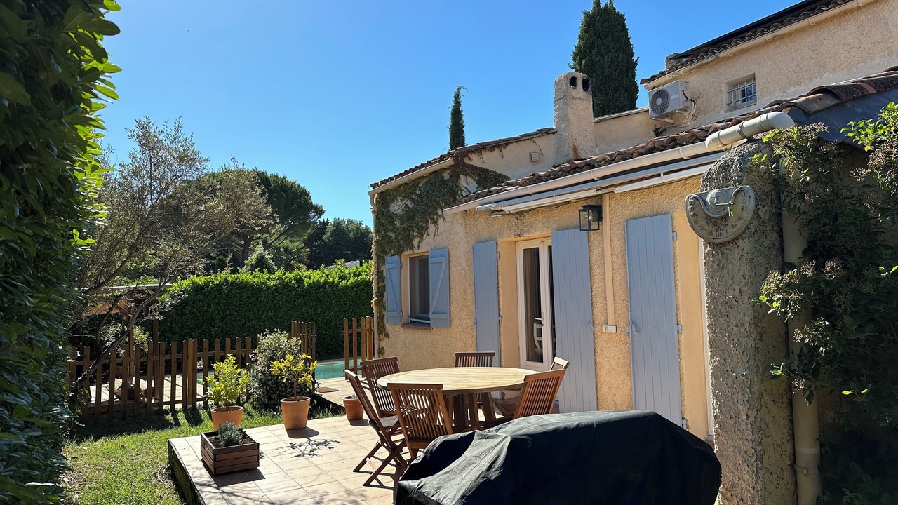 Photo of Outdoor in Venelles