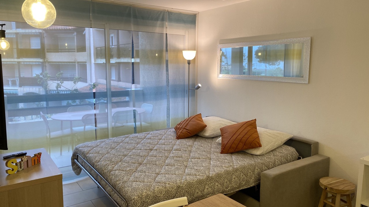 Photo of Bedroom in Miramar
