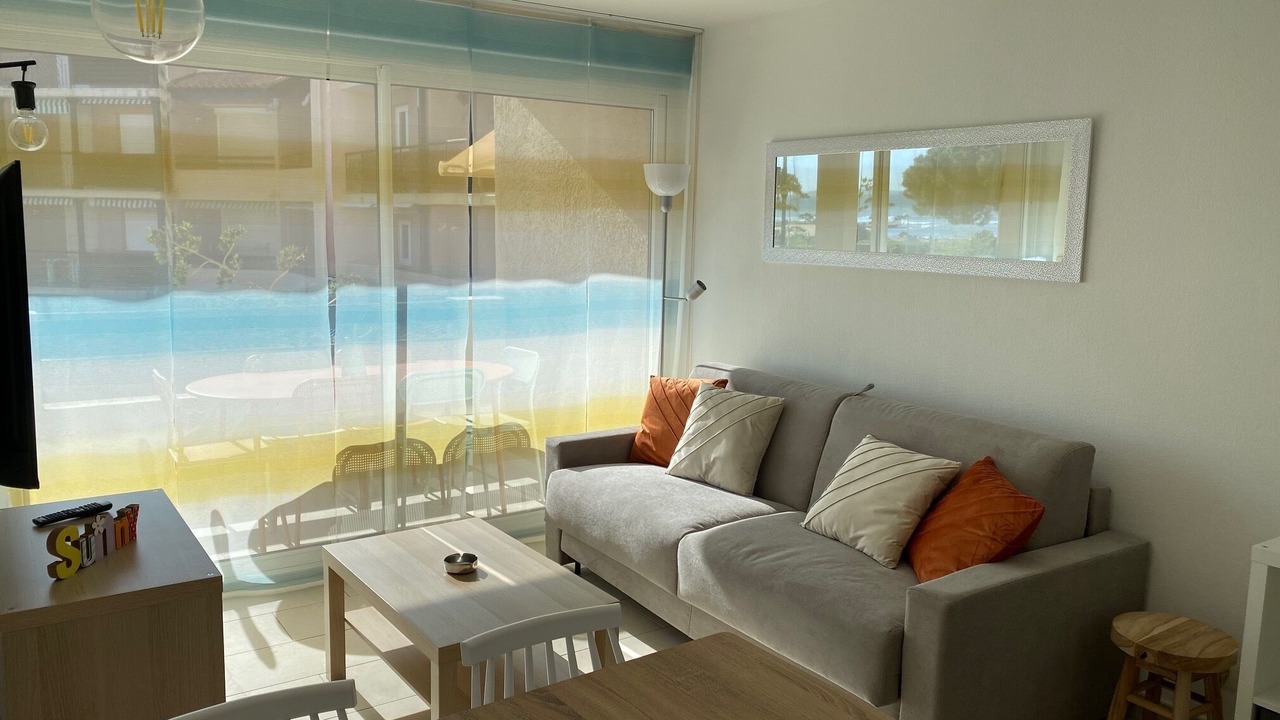 Photo of Livingroom in Miramar