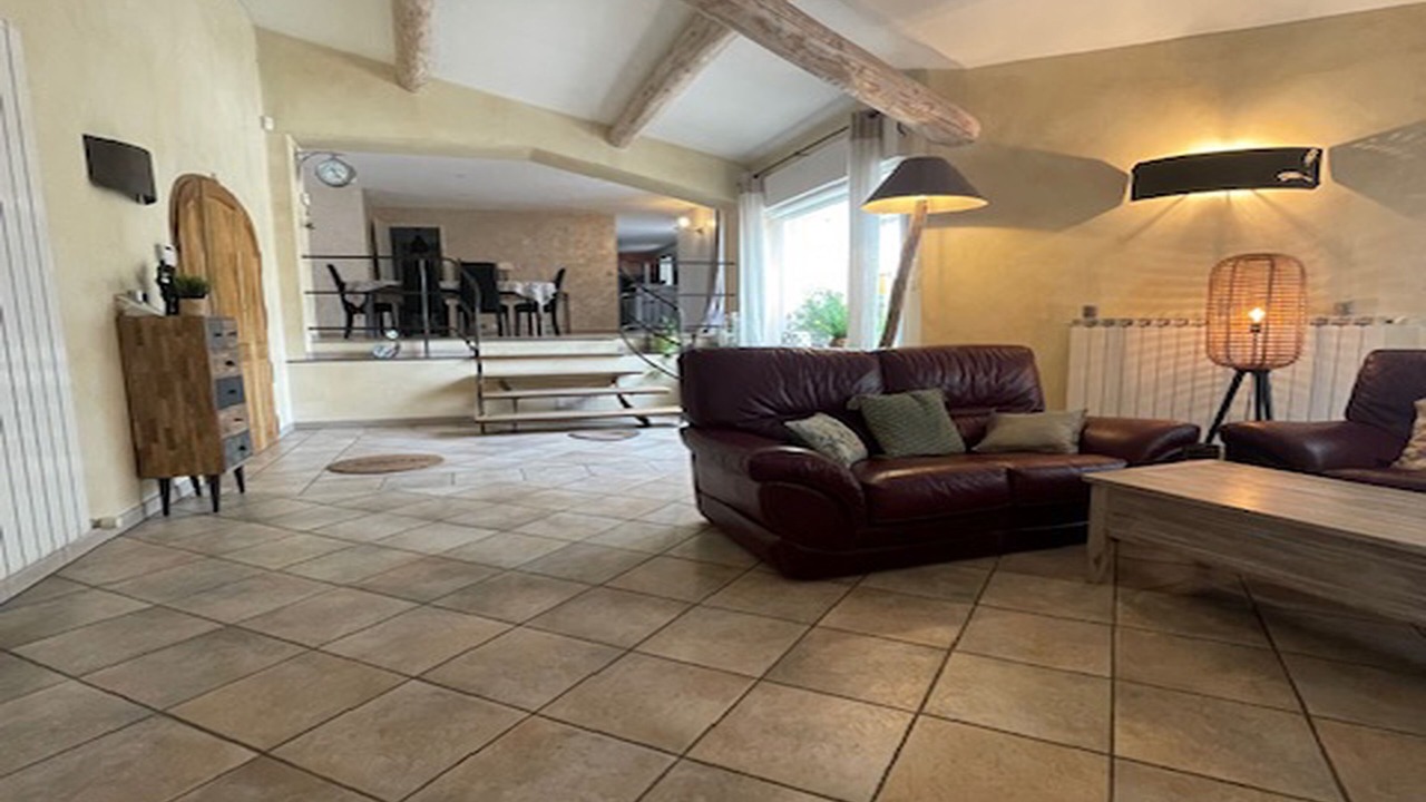 Photo of Livingroom in Pierrevert