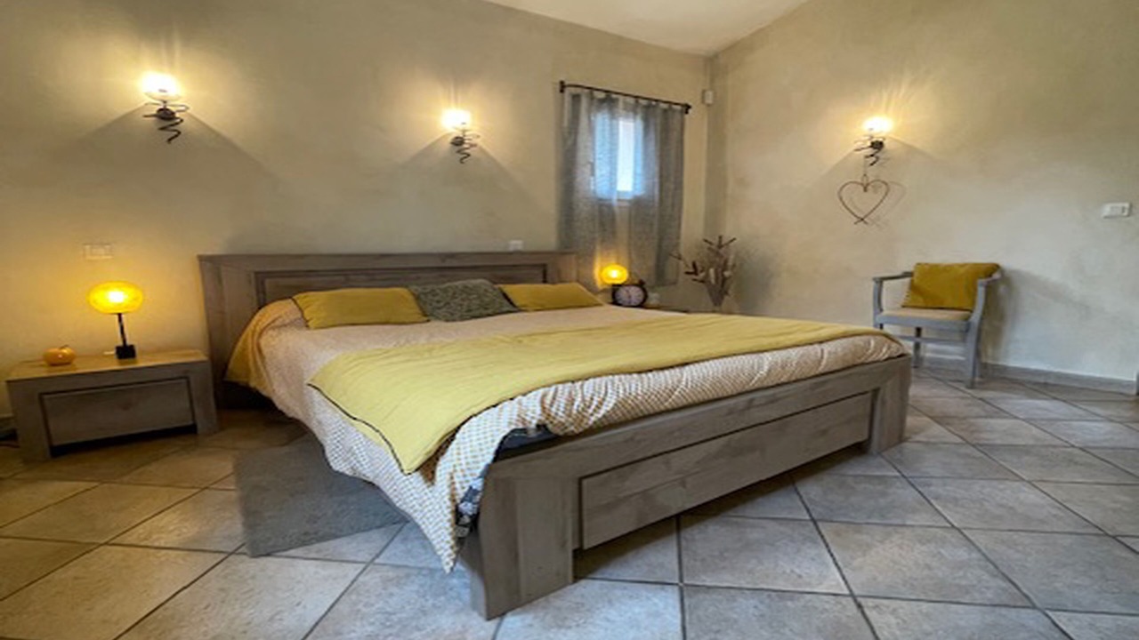Photo of Bedroom in Pierrevert