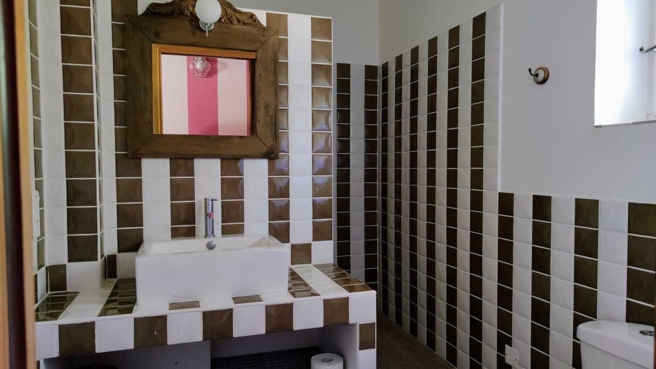 Photo of Bathroom in Roquemaure