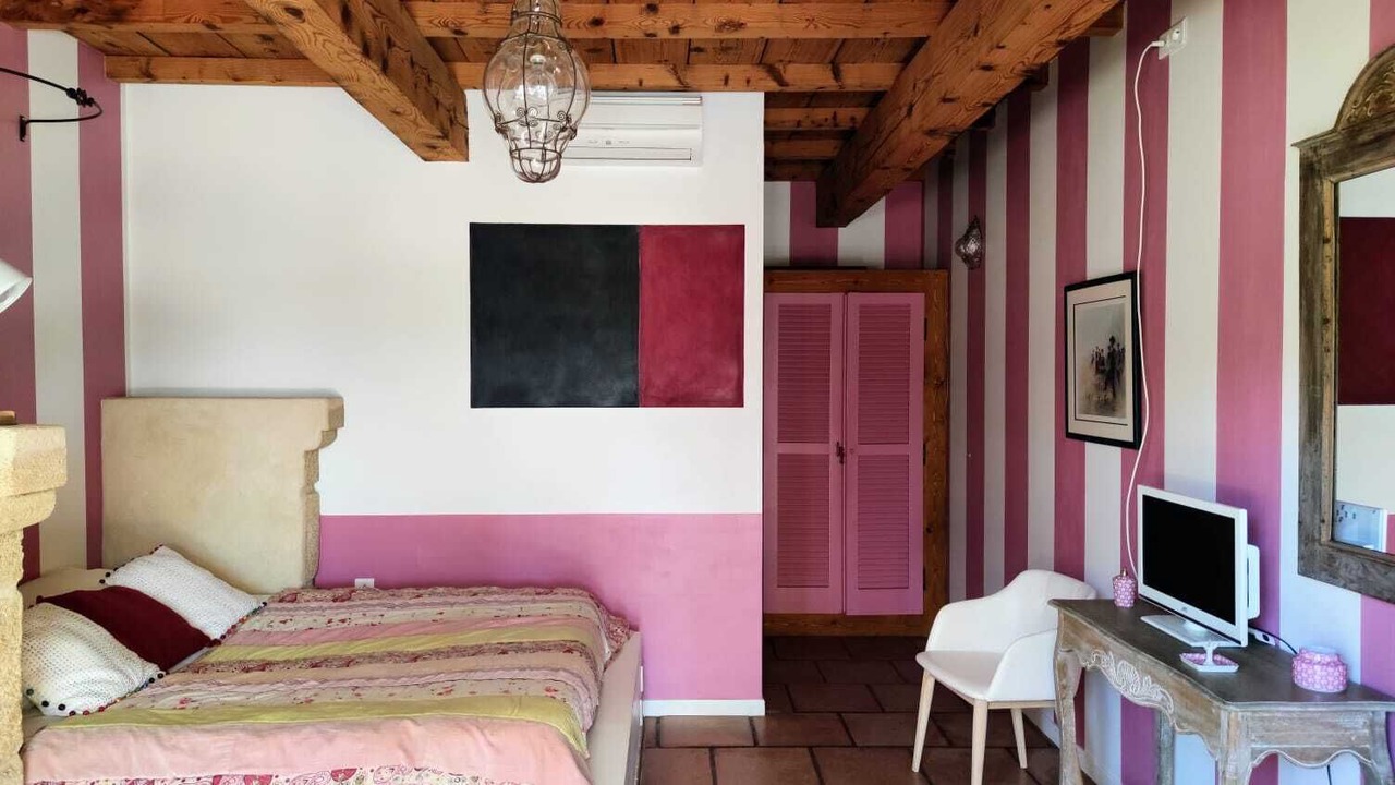 Photo of Bedroom in Roquemaure
