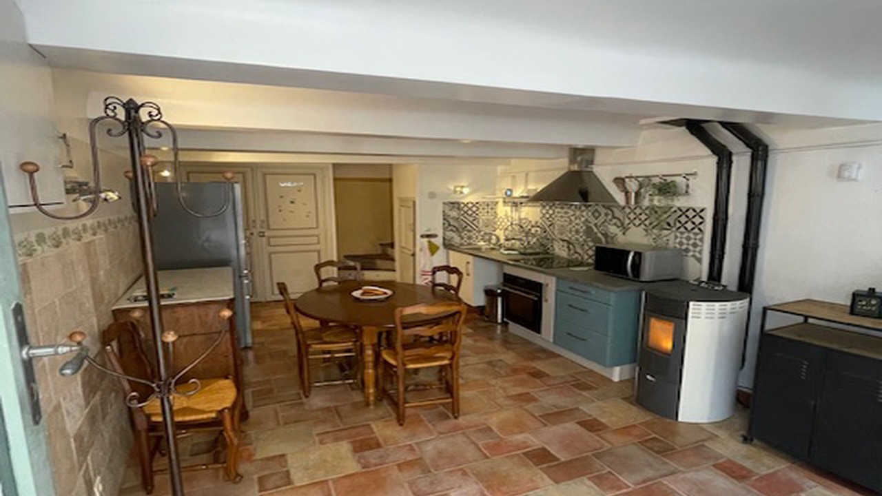 Photo of Kitchen in Quinson