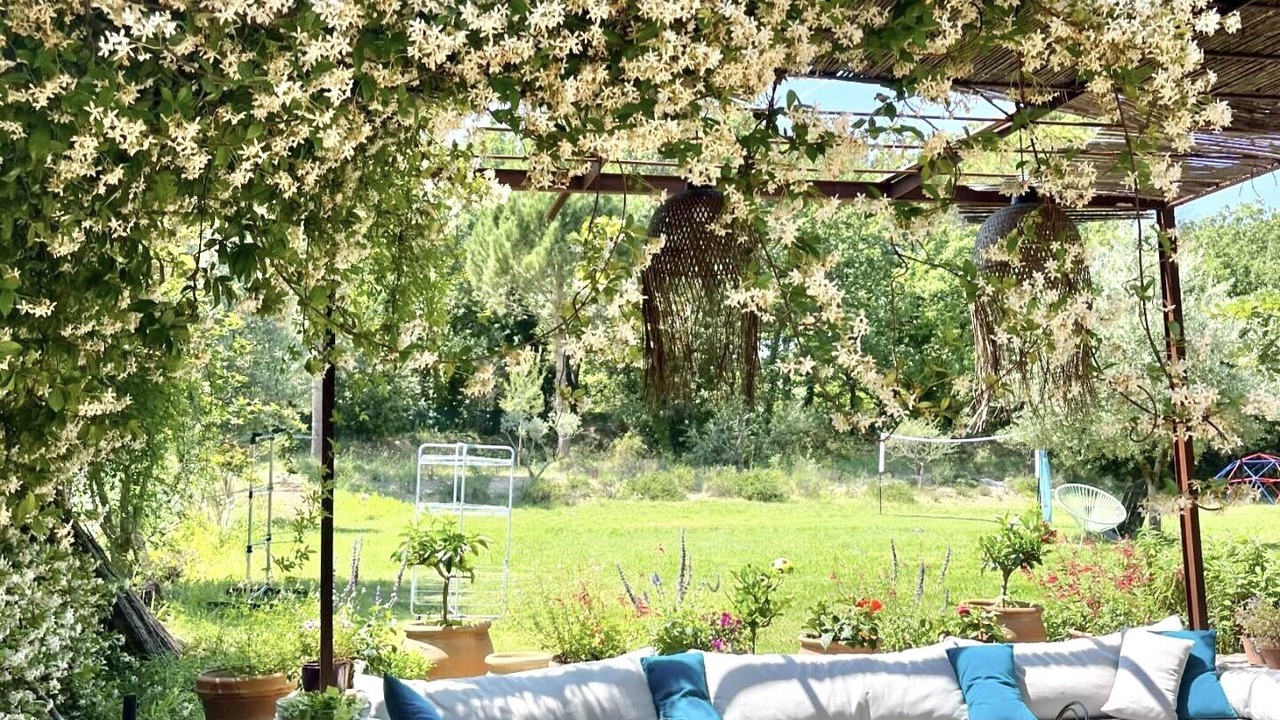 Photo of Outdoor in Eguilles