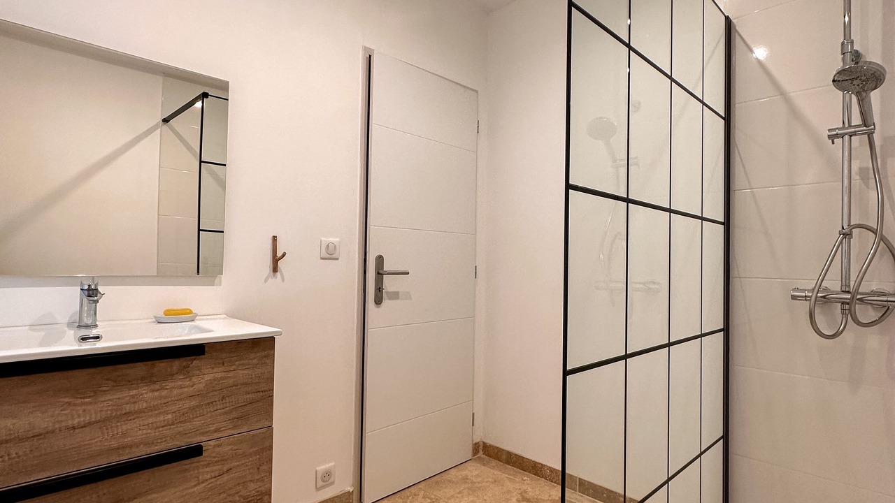 Photo of Bathroom in Monteux